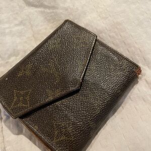 Louis Vuitton Brown Wallet with Gold AccentsLouis Vuitton Wallet
